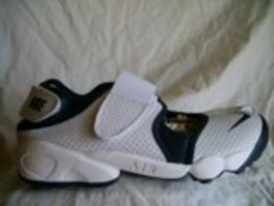 Nike Air Rift-17